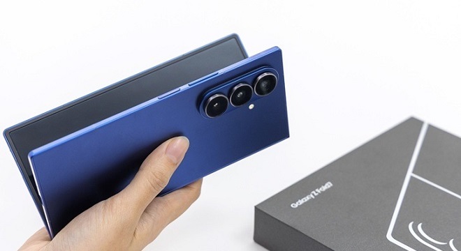 Célébrons sept ans d’innovation avec le Samsung Galaxy pliable02